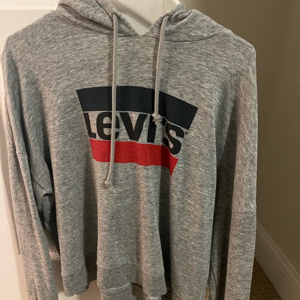 Levi’s cropped sweatshirt!